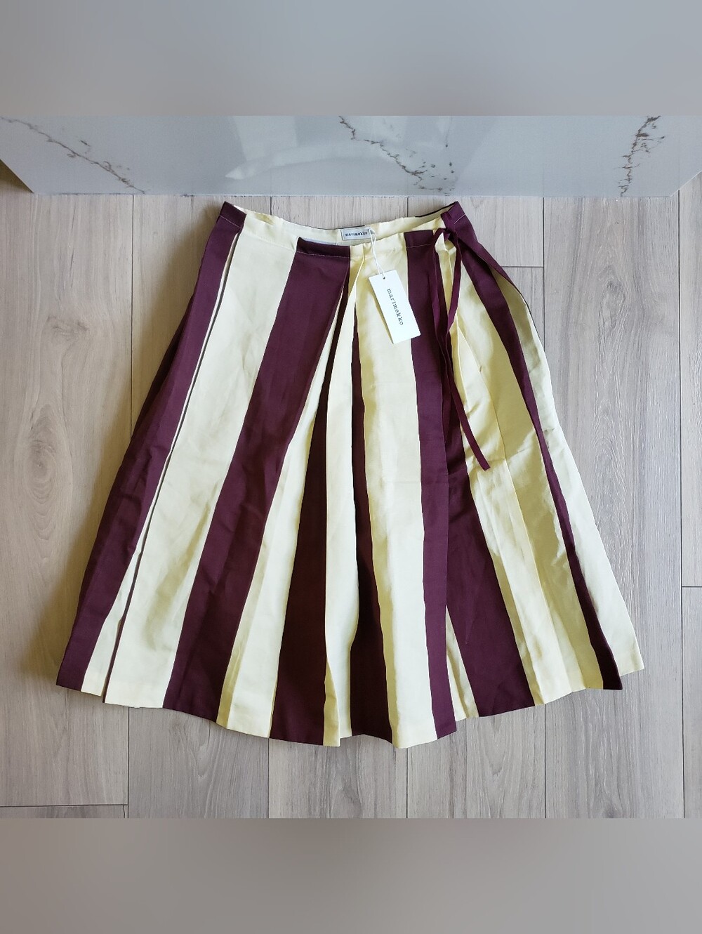 Marimekko Maalis Ainut Cotton-Linen Skirt Womens 38 Red Stripes Pleated Midi